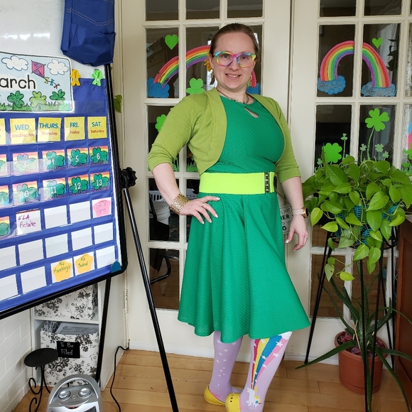 Meet your Posher, Gwendolyn - Picture 2 of 5